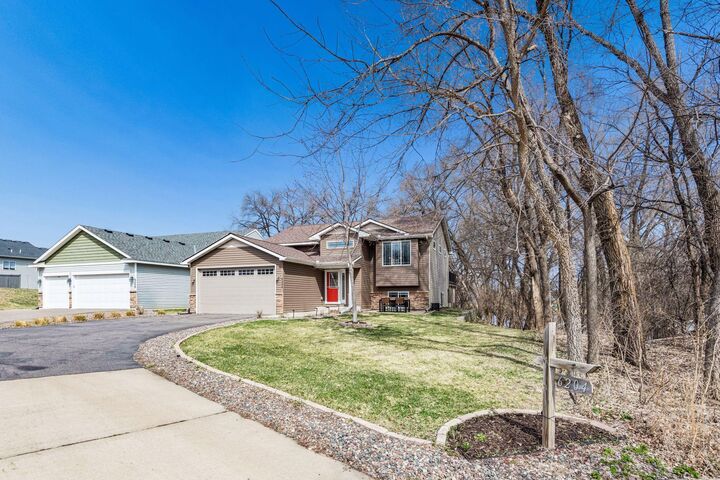 Property Photo:  6204 39th Avenue N  MN 55422 