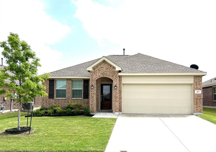 Property Photo:  1511 Avery Pointe Drive  TX 75409 