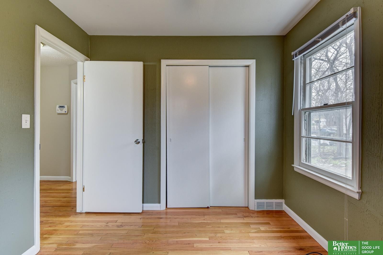 Property Photo:  4601 N 54th Circle  NE 68104 