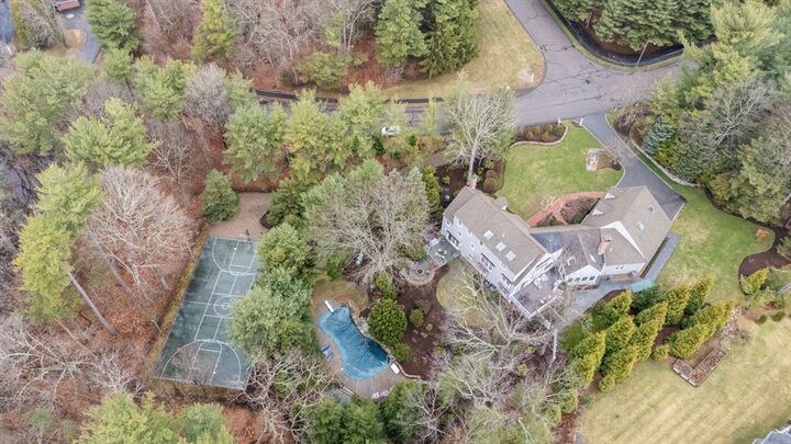 Property Photo:  162 Far Reach Road  MA 02090 