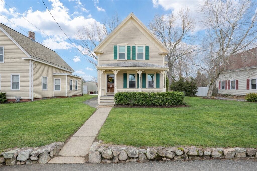 Property Photo: 239 Birch St MA 02351