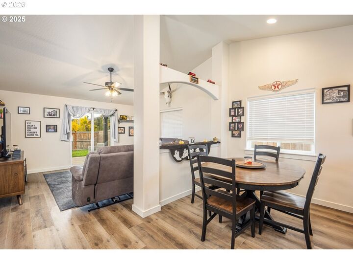 Property Photo: 4967 Cedar View Dr OR 97478