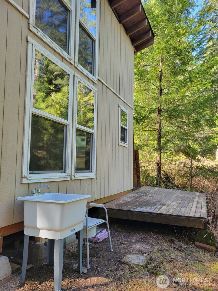 Property Photo:  7997  Acorn Lane  WA 98267 