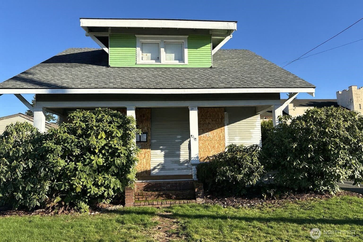 Property Photo:  618 N 4th Street  WA 98273 