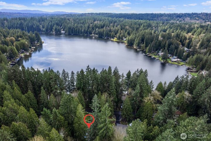 Property Photo:  3820 E Ames Lake Drive NE  WA 98053 