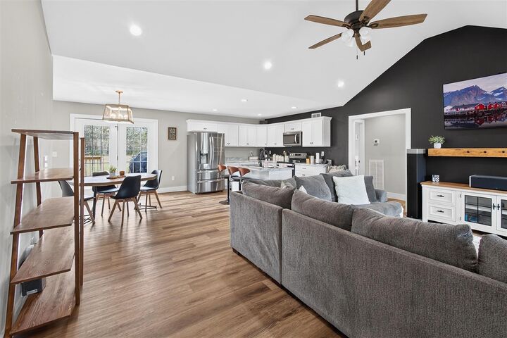 Property Photo:  506 Hunters Circle  KY 42276 