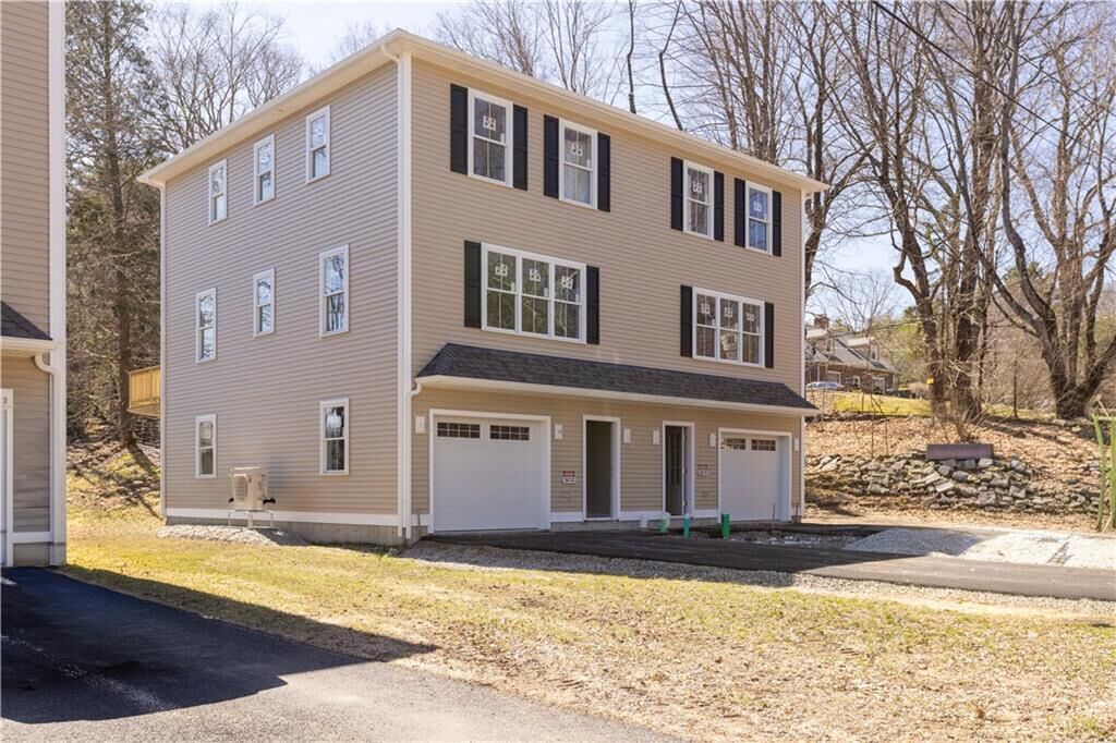 Property Photo:  40 Farnum Pike 3  RI 02917 