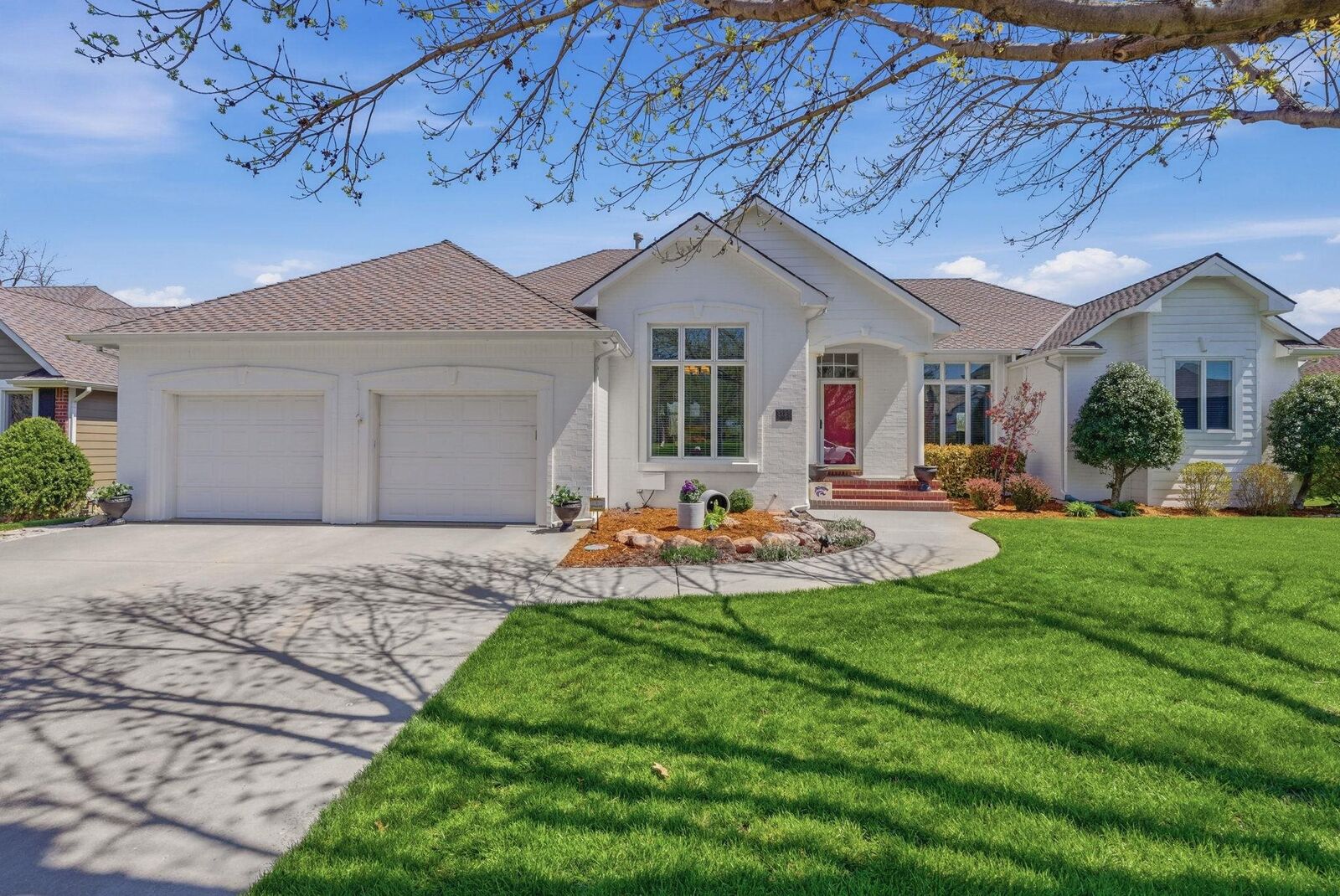 Property Photo:  8128 W Meadow Pass Ct  KS 67205 