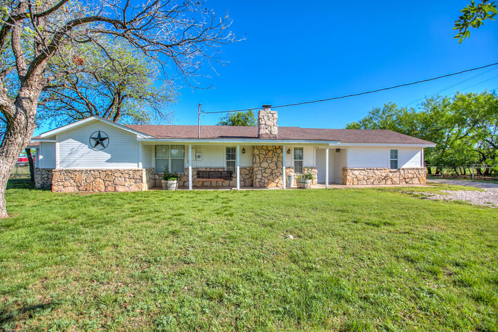 Property Photo:  928 W 48th Street  TX 76903 