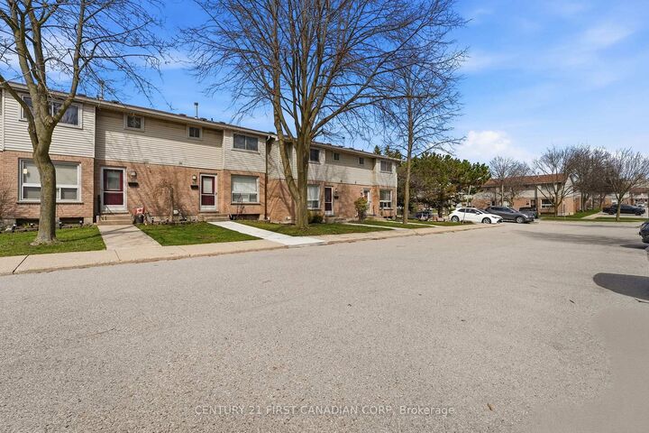 Photo de la propriété: 75 Ansondale Road 65 ON N6C 5W5