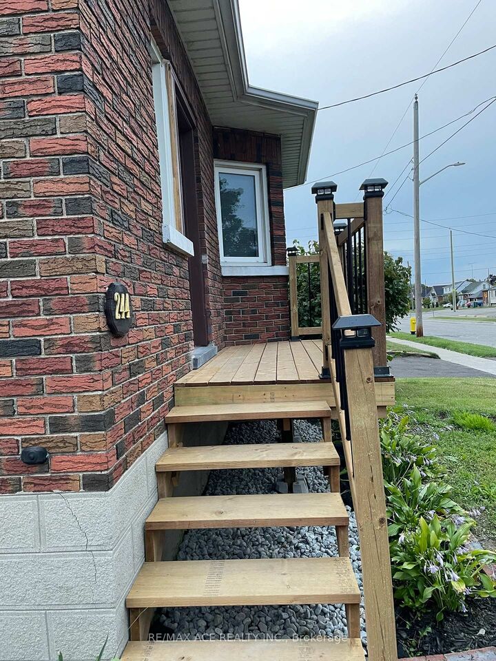 Property Photo:  244 Etna Avenue  ON L1H 3B8 