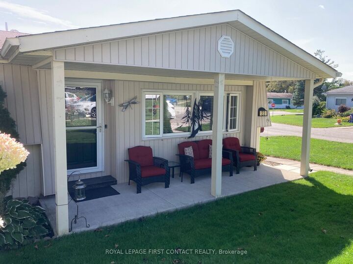 Property Photo:  23 Mimosa Crescent  ON L9S 1P9 