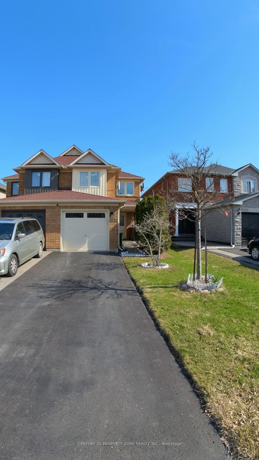 Photo de la propriété:  3822 Spicewood Way  ON L5N 7W7 