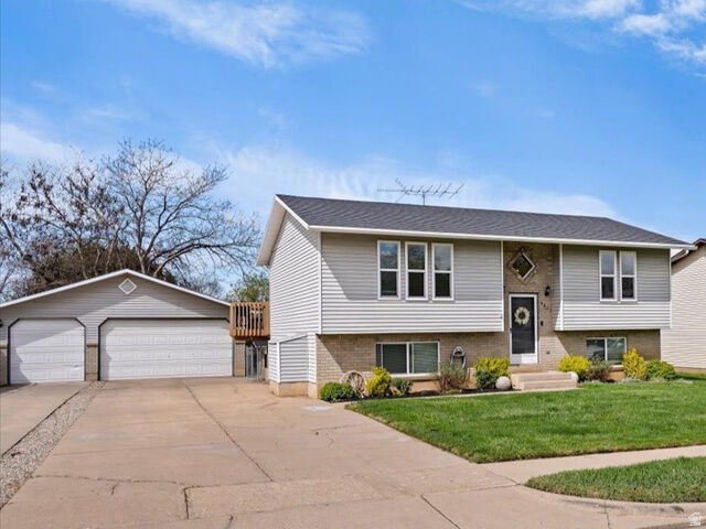 Property Photo: 4463 S 2900 W UT 84067