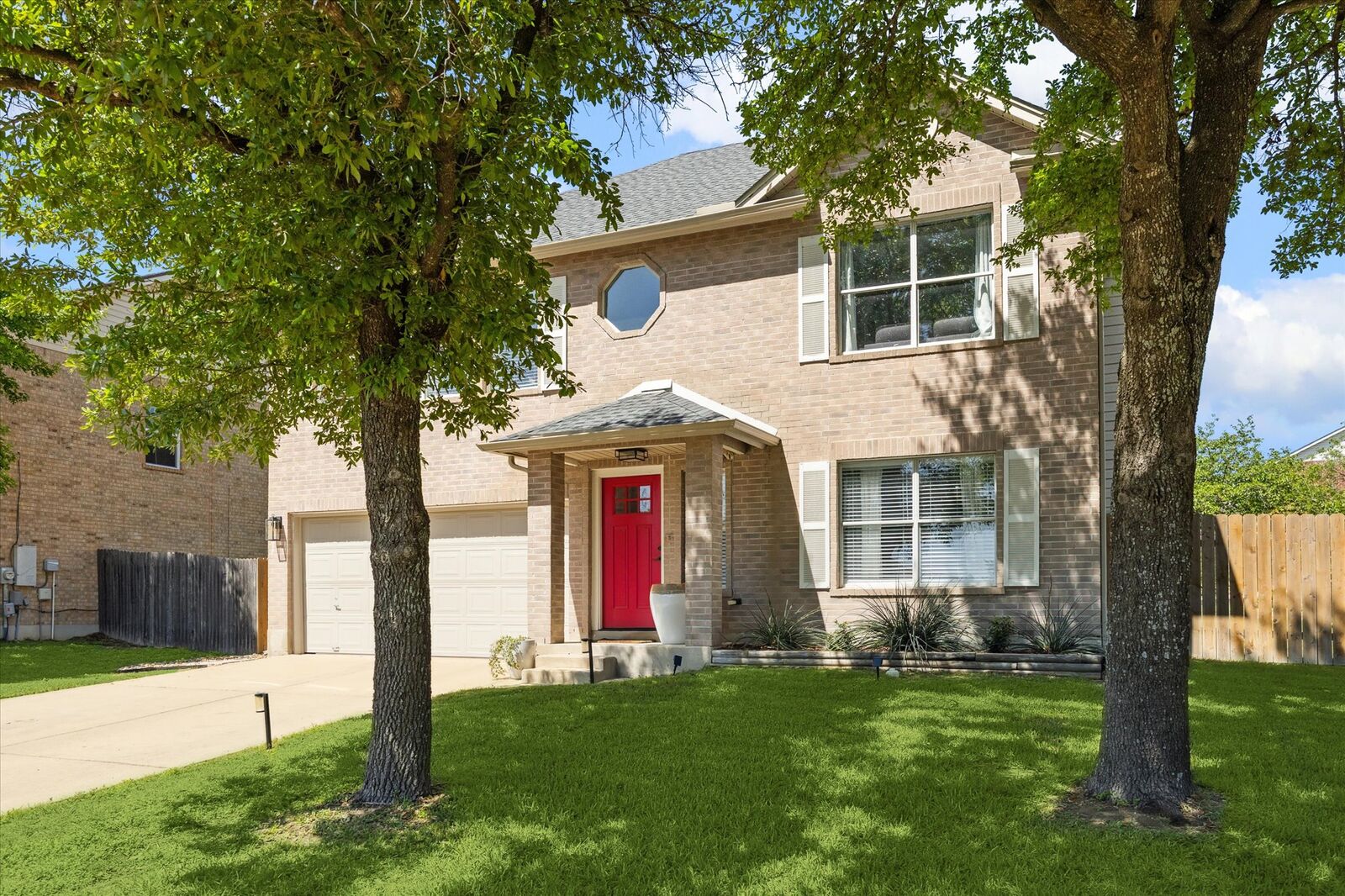 Property Photo: 1116 Collinwood West Drive TX 78753