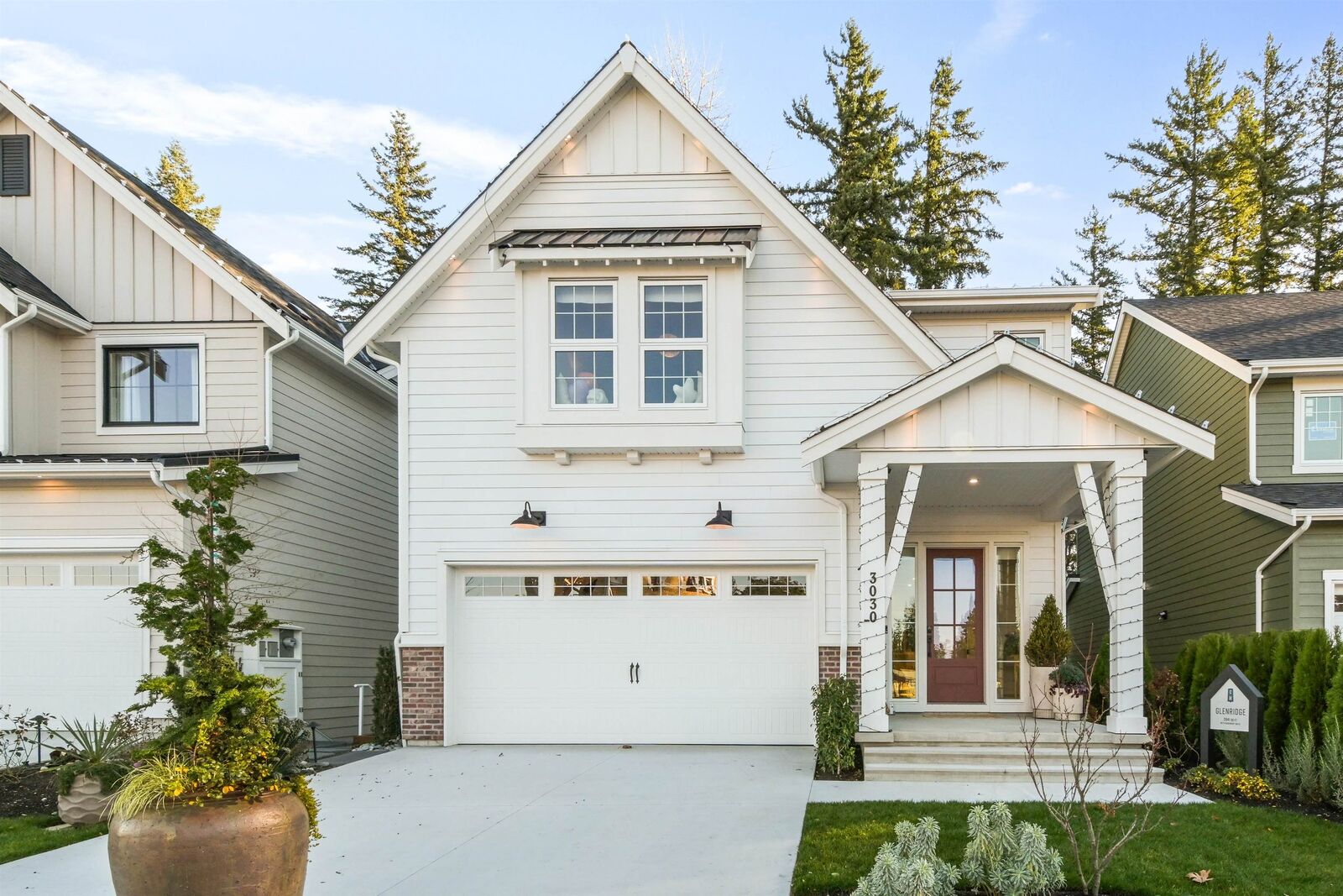 Property Photo: 34694 Macey Avenue BC V2S 0P5
