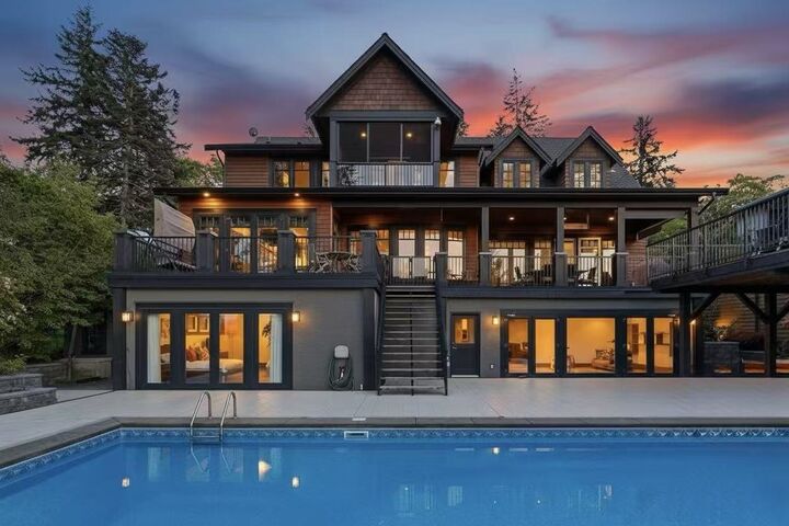 Property Photo: 2737 Crescent Drive BC V4A 3J9