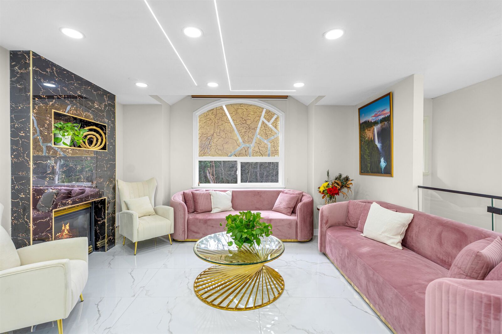 Property Photo: 4840 196 Street BC V3A 7Z7