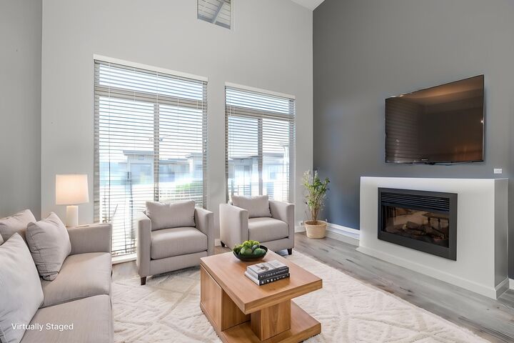 15380 102A Avenue 430 — photo 1