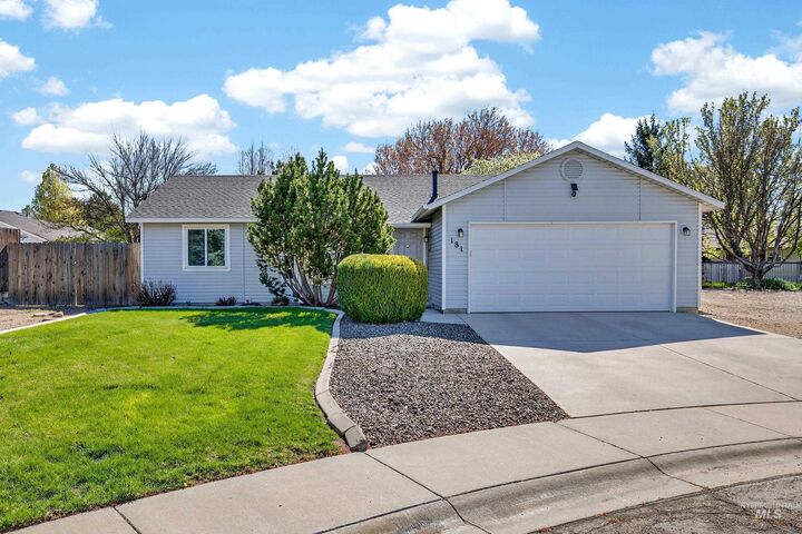 Property Photo:  181 W Winnipeg St  ID 83642-6983 