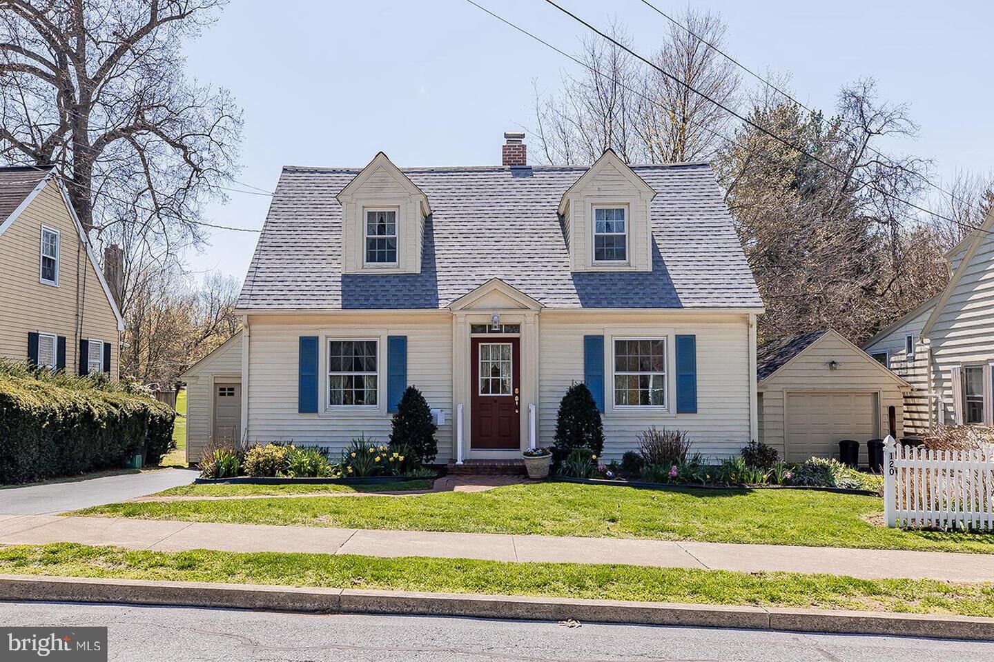 Property Photo: 120 W Third Avenue PA 17543