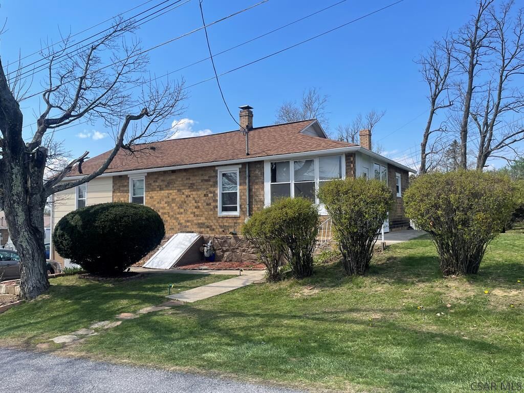 Property Photo:  133 Dowling Road  PA 15904 