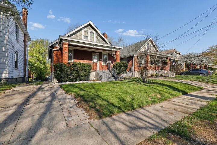 Property Photo:  3439 McFadden Avenue  OH 45211 