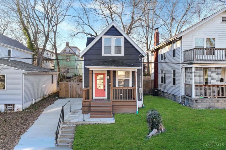 Property Photo: 5121 Rolston Avenue OH 45212