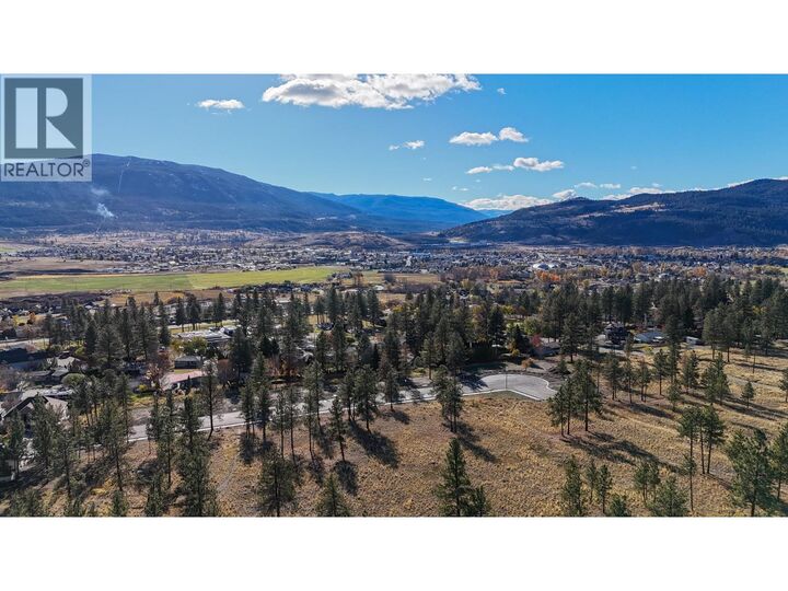 Property Photo:  2467 Nicholson Avenue  BC V1K 1L7 