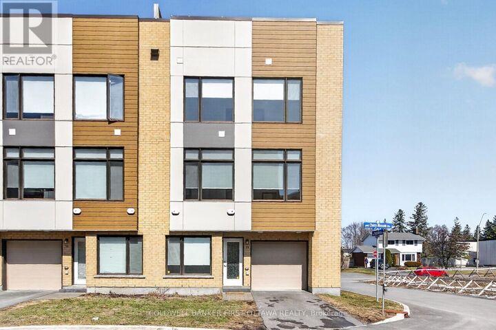 Property Photo:  77 Cherry Blossom Private  ON K2H 6Z9 