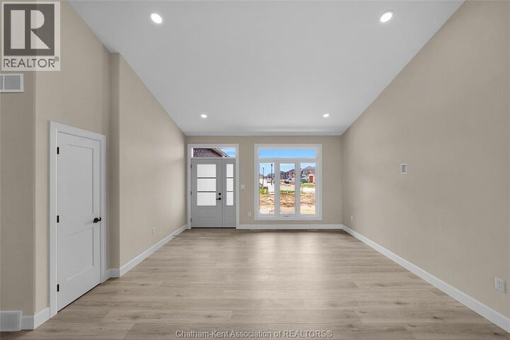 Property Photo: 575 Keil Trail North ON N7L 0G8