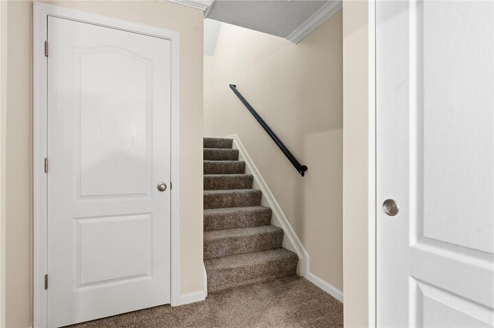 Property Photo:  141 Old Pond Road  OH 45066 