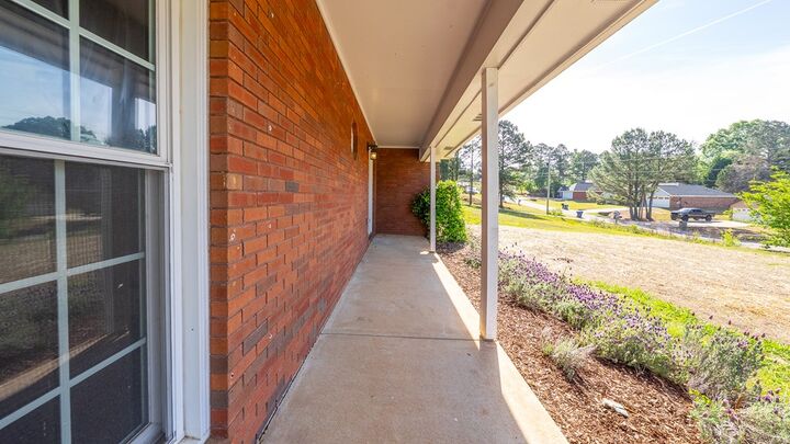 Property Photo:  642 Lee Road 0554  AL 36867 