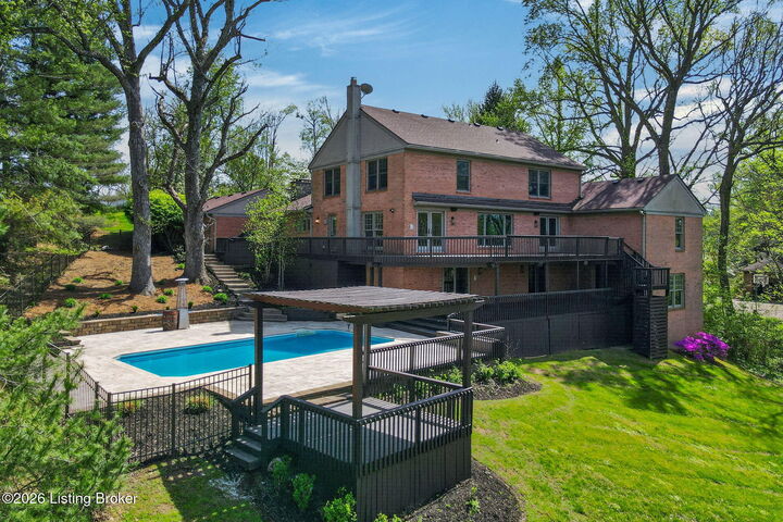 Property Photo:  3 Scenic Hill Ct  KY 40059 