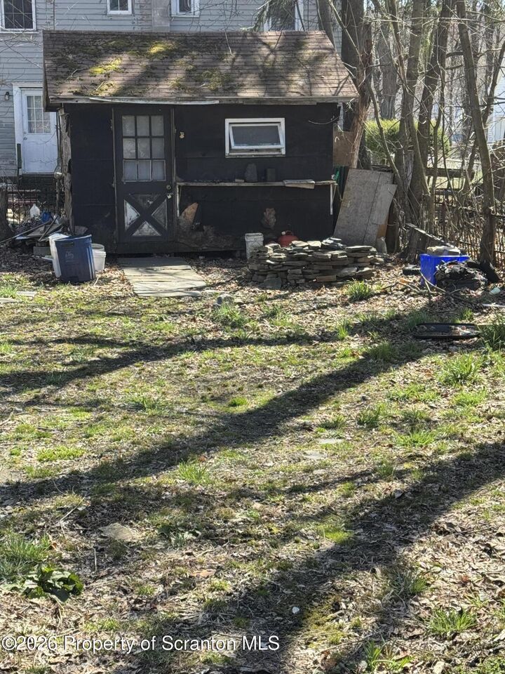 Property Photo: 62 Canaan Street PA 18407