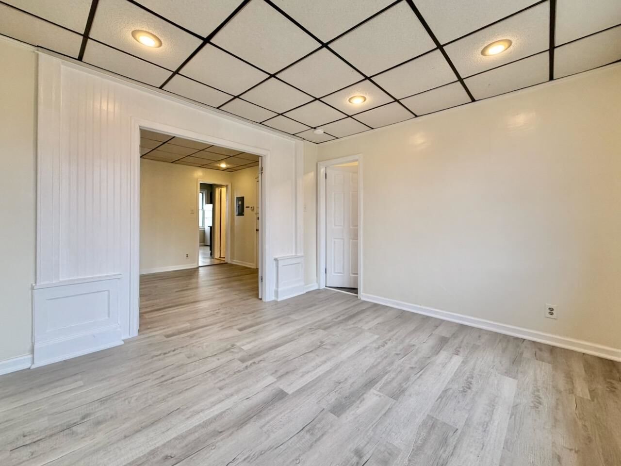 Property Photo:  617 Grand Ave 2  NJ 07047 