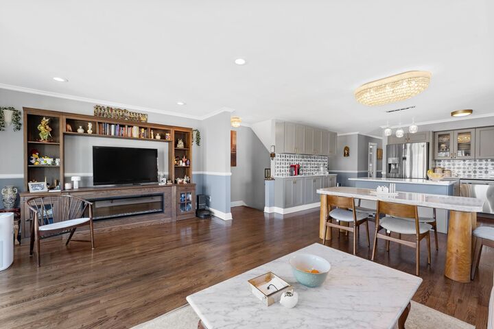 Property Photo:  206-208 Ogden Ave 202  NJ 07307 