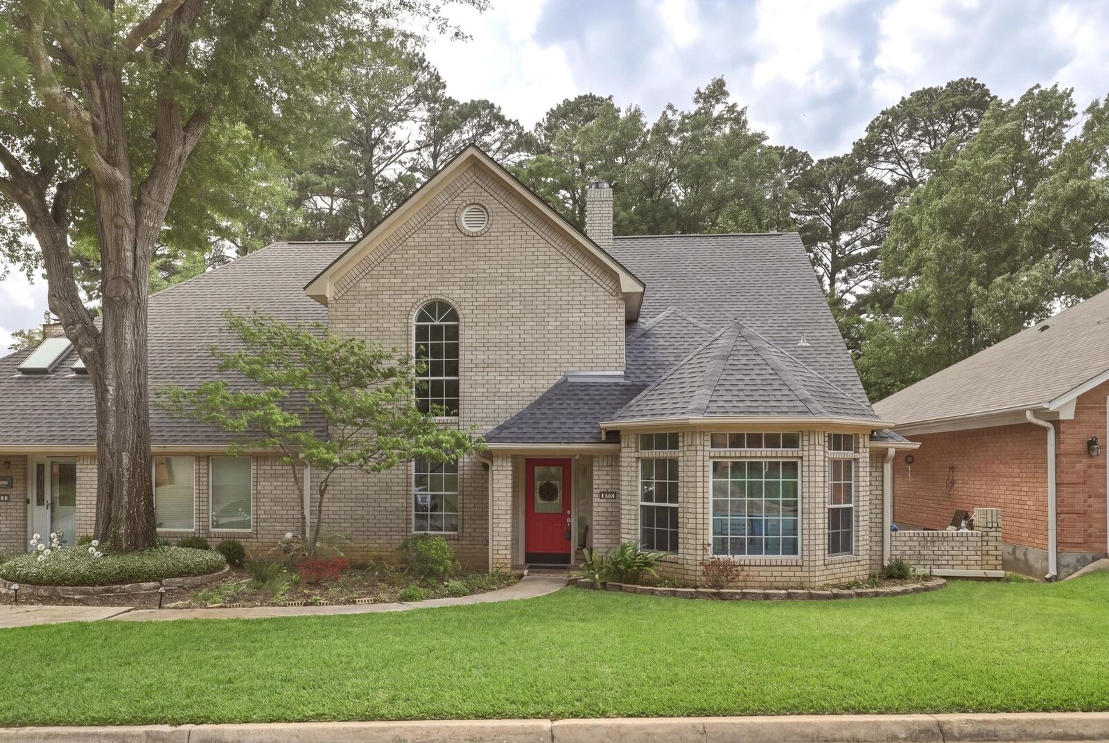 Property Photo:  803 Montreal  TX 75601 