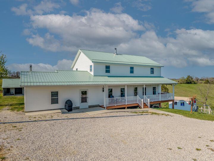 Property Photo:  607 Saunders Lane  KY 41049 