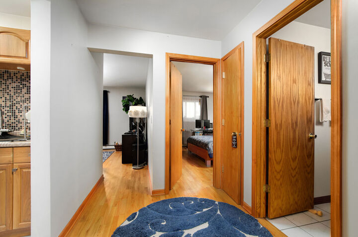 Property Photo:  914 N Austin Boulevard C-9  IL 60302 