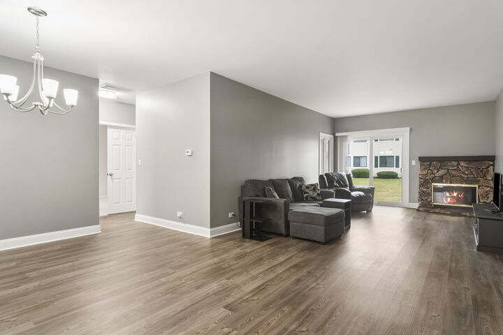 Property Photo: 927 Hidden Lake Drive 0 IL 60089