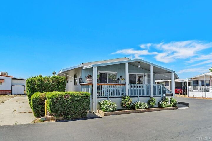 Property Photo: 530 Devonshire Avenue 84 CA 92543