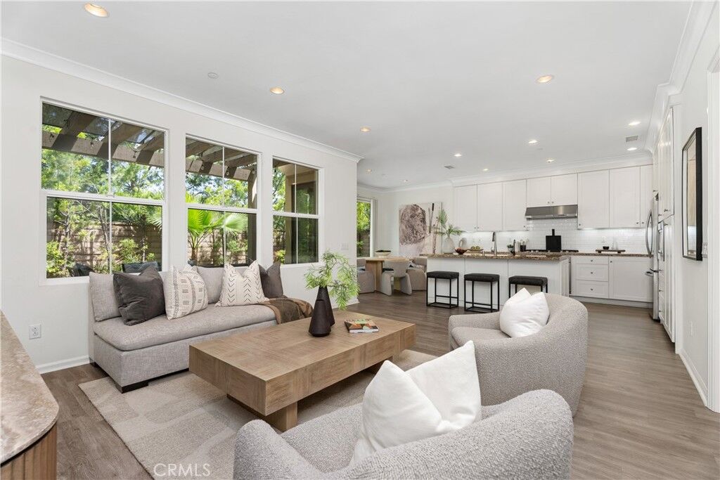 Property Photo:  275 Rodeo  CA 92602 