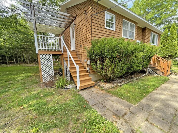 Property Photo:  25 Mountain View Drive  ME 04605 