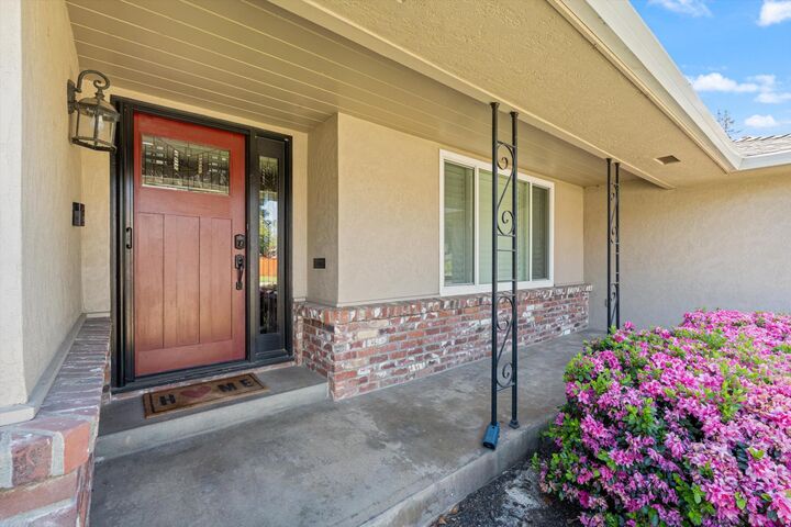Property Photo: 5808 O Street CA 95819