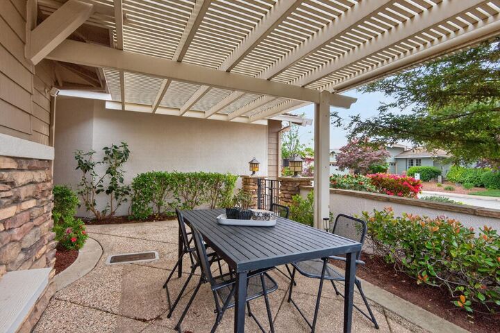 Property Photo:  2270 Longspur Loop  CA 95648 