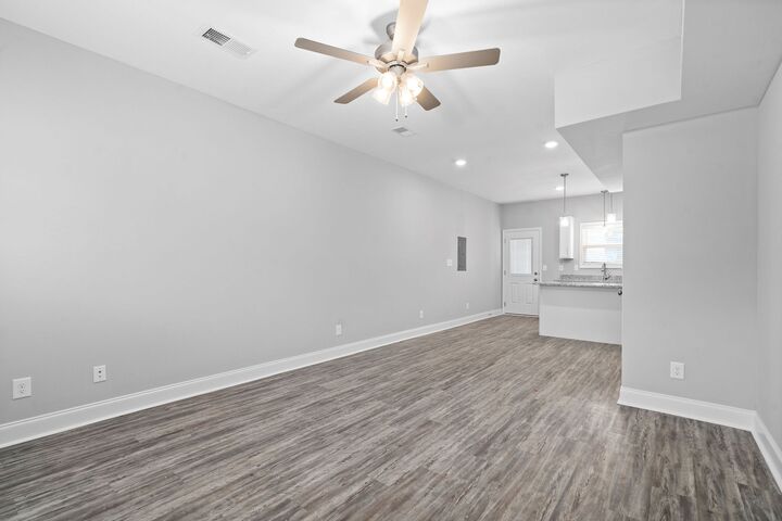 Property Photo:  827 Professional Park Dr H  TN 37040 