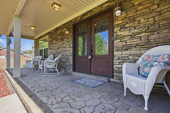 Property Photo: 408 Weakley Creek Rd TN 38464