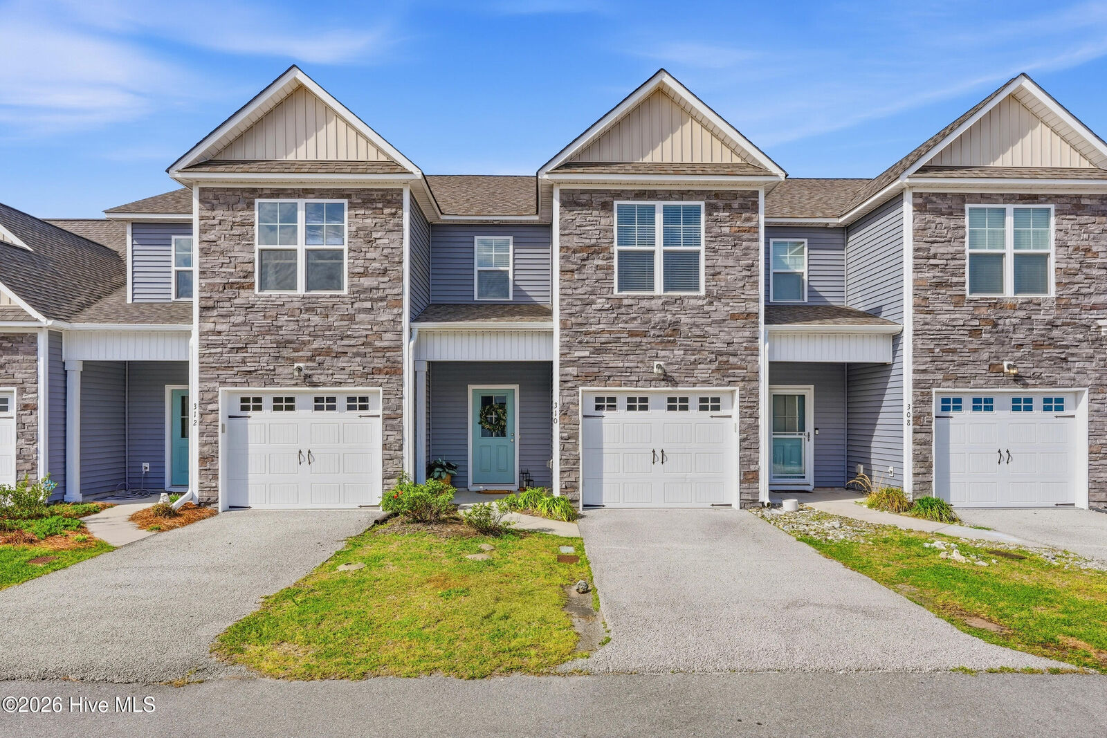 Property Photo:  310 S Stingray Lane  NC 28460 