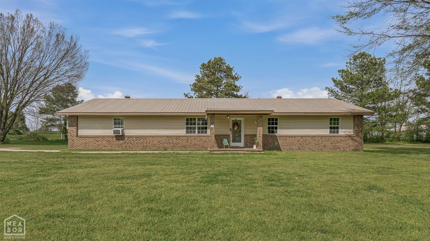Property Photo:  106 Hickox Drive  AR 72401 